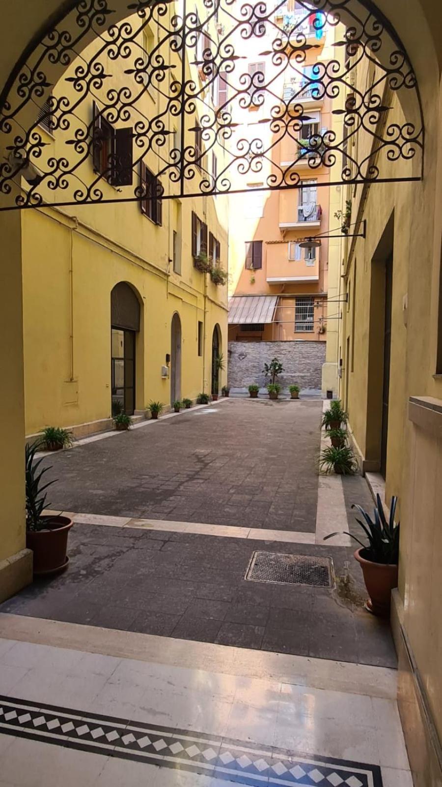 Domus Merulana Bed And Breakfast Rome Exterior photo